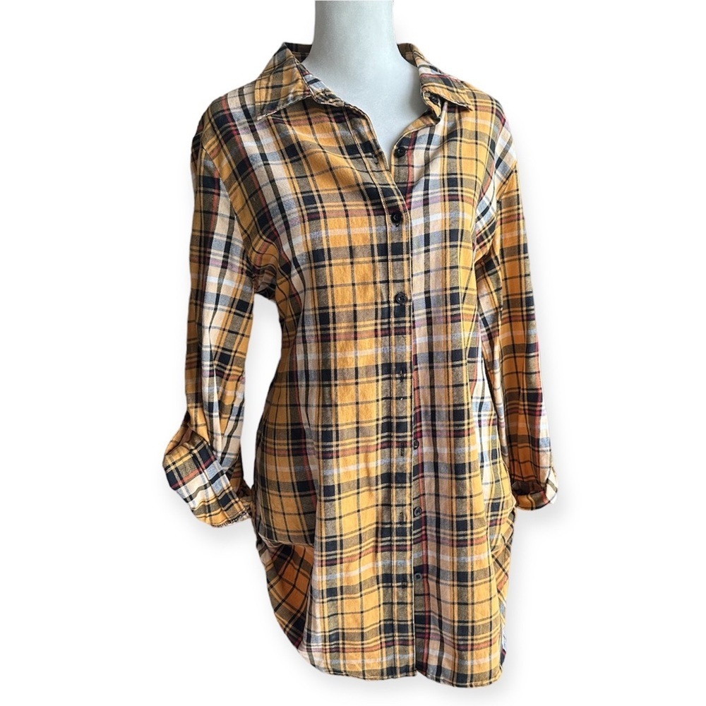Women’s Fall Plaid Button Up Top